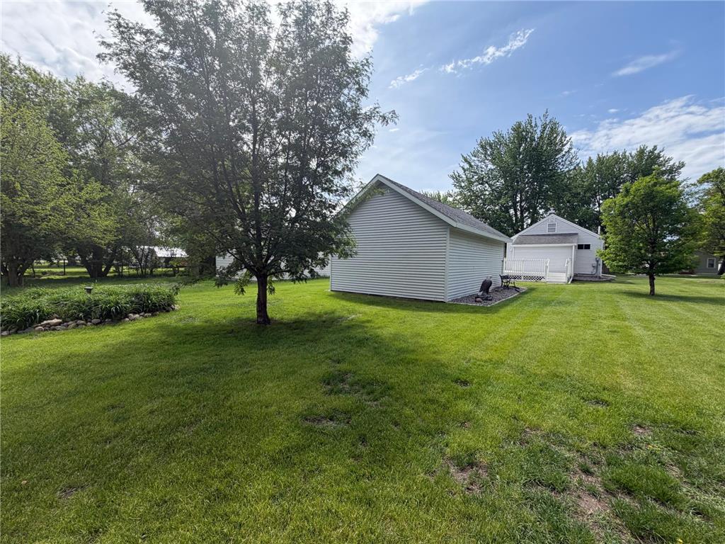 231 10th Avenue Worthington MN 56187 7080678 image3