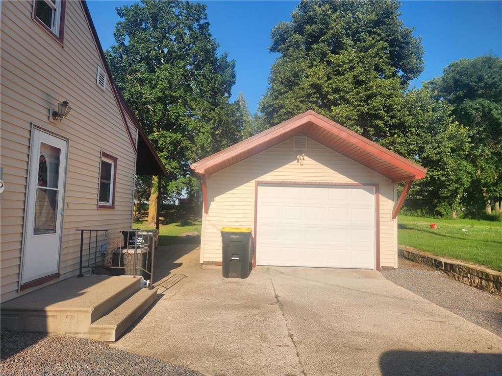 231 1st Street N Franklin MN 55333 7100741 image2