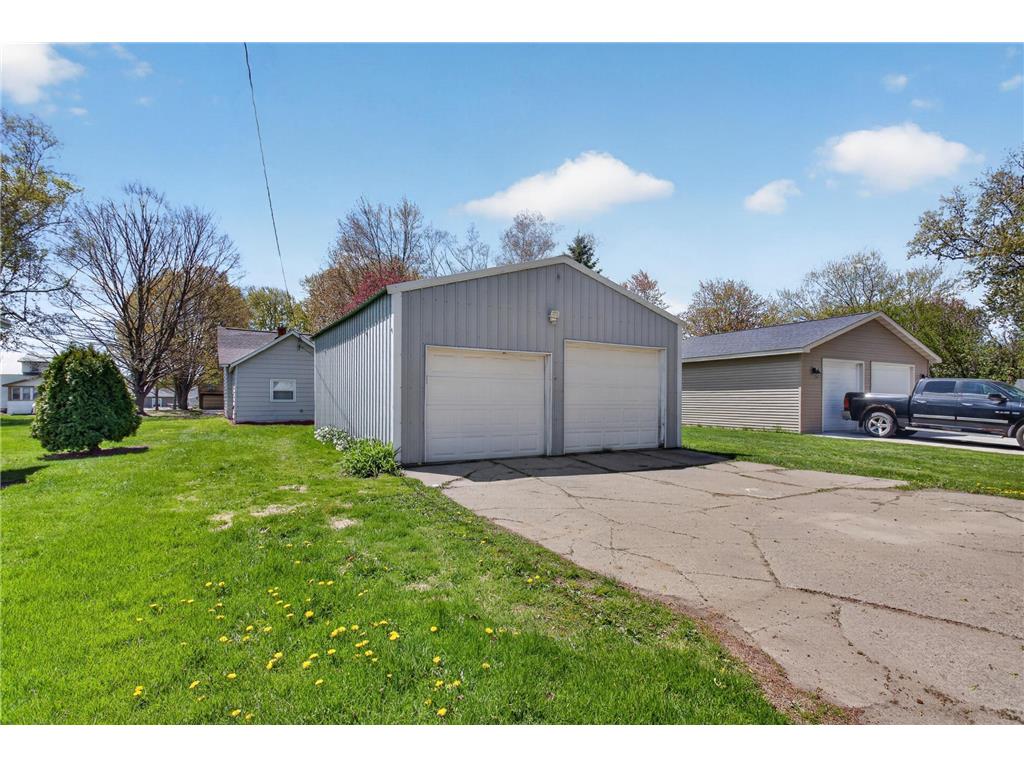 231 4th Avenue Clear Lake WI 54005 7067455 image14