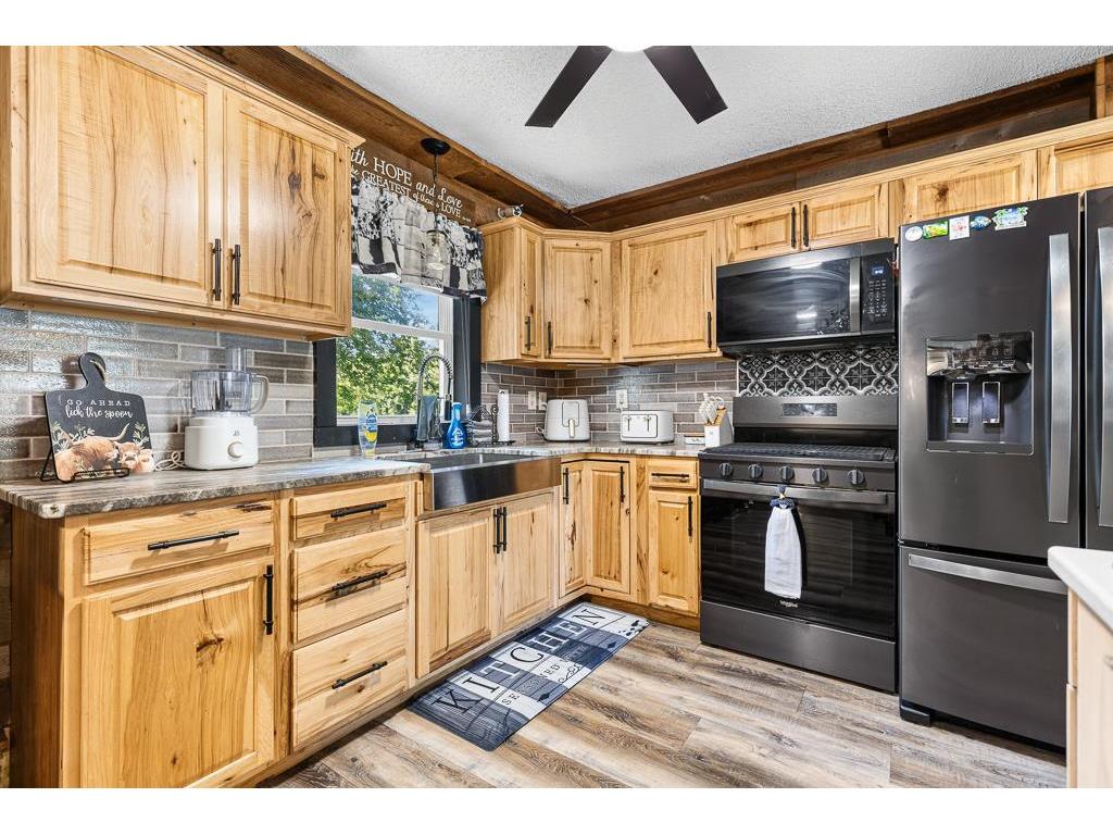 231 4th Street Garvin MN 56132 7107980 image16