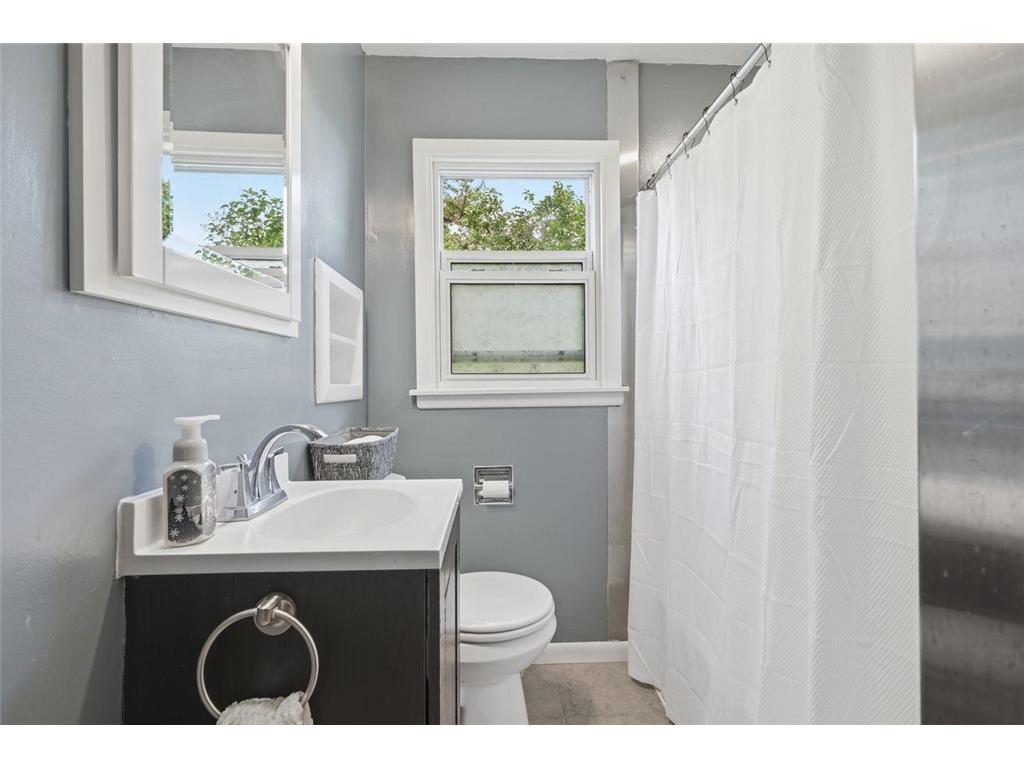 231 4th Street Holdingford MN 56340 7091836 image14