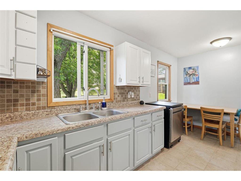 231 4th Street Holdingford MN 56340 7091836 image6