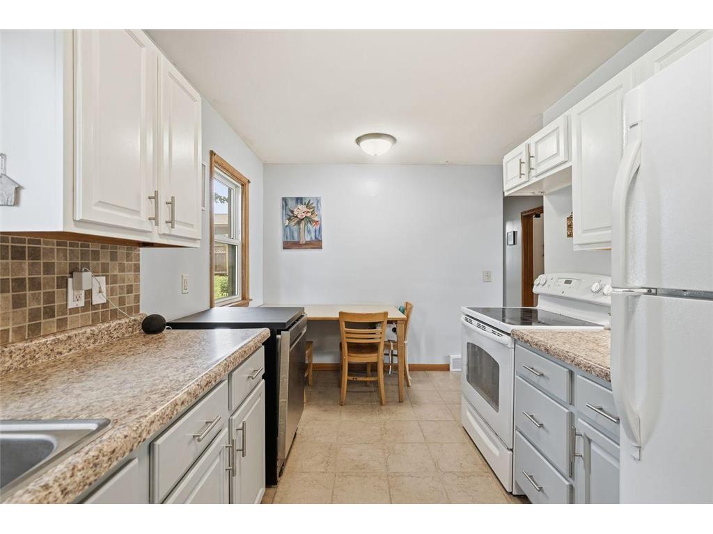 231 4th Street Holdingford MN 56340 7091836 image7