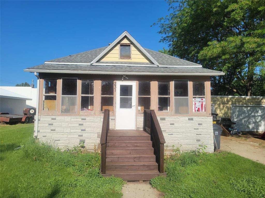 231 7th Street, Walnut Grove, MN, 56180 MLS 6385612 Edina Realty