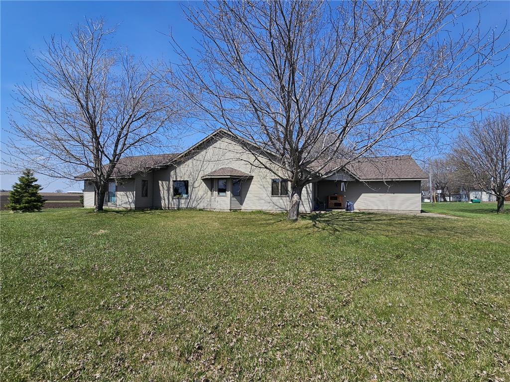 231 Lake Henry Avenue S Melrose MN 56352 6531060 image1