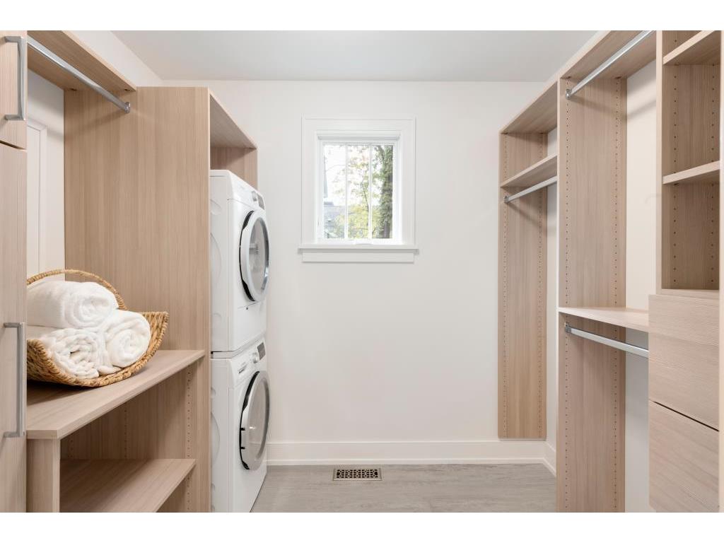 231 Manitoba Avenue N #Main Level Wayzata MN 55391 - Lake Minnetonka 7009811 image16