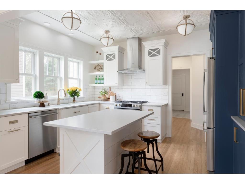 231 Manitoba Avenue N #Main Level Wayzata MN 55391 - Lake Minnetonka 7009811 image30