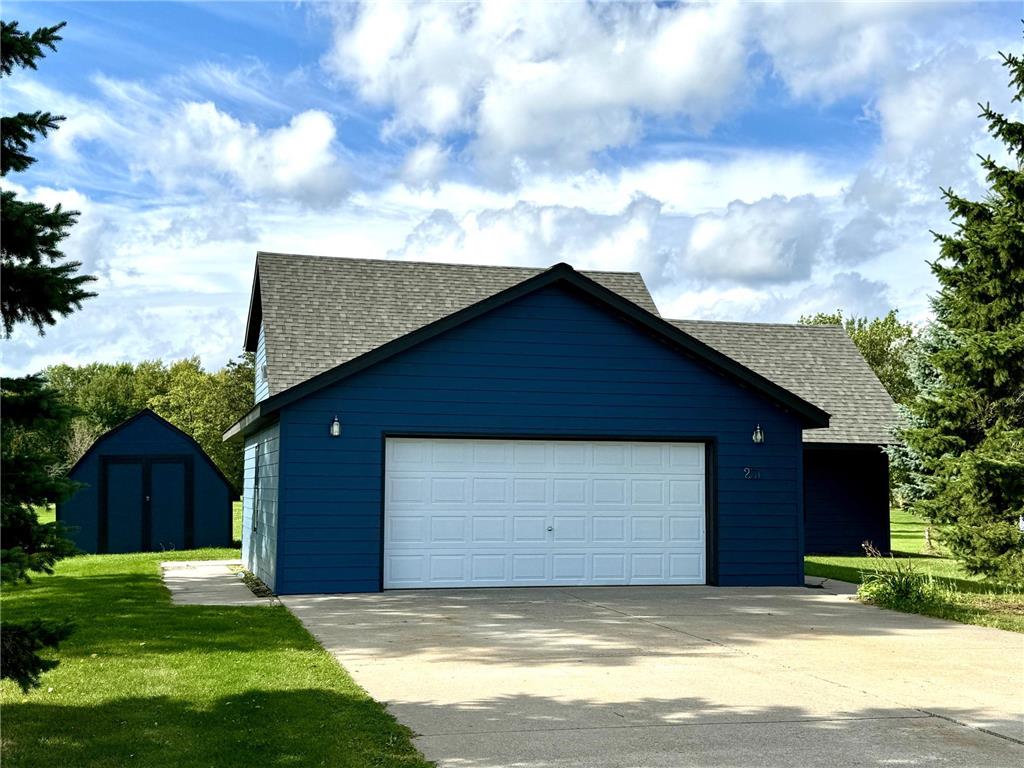 231 Oak Road Warroad MN 56763 6605488 image1