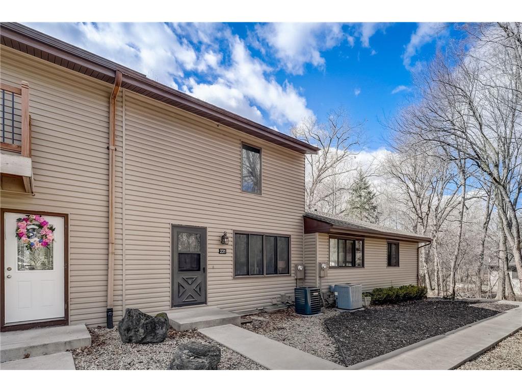 231 River Woods Lane Burnsville MN 55337 6512933 image1