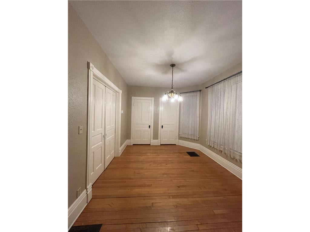 231 S Prairie Avenue Fairmont MN 56031 6822732 image10