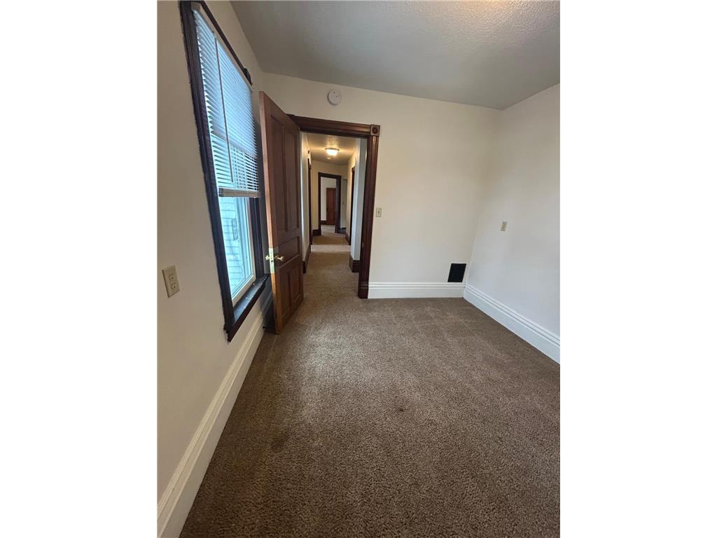 231 S Prairie Avenue Fairmont MN 56031 6822732 image17