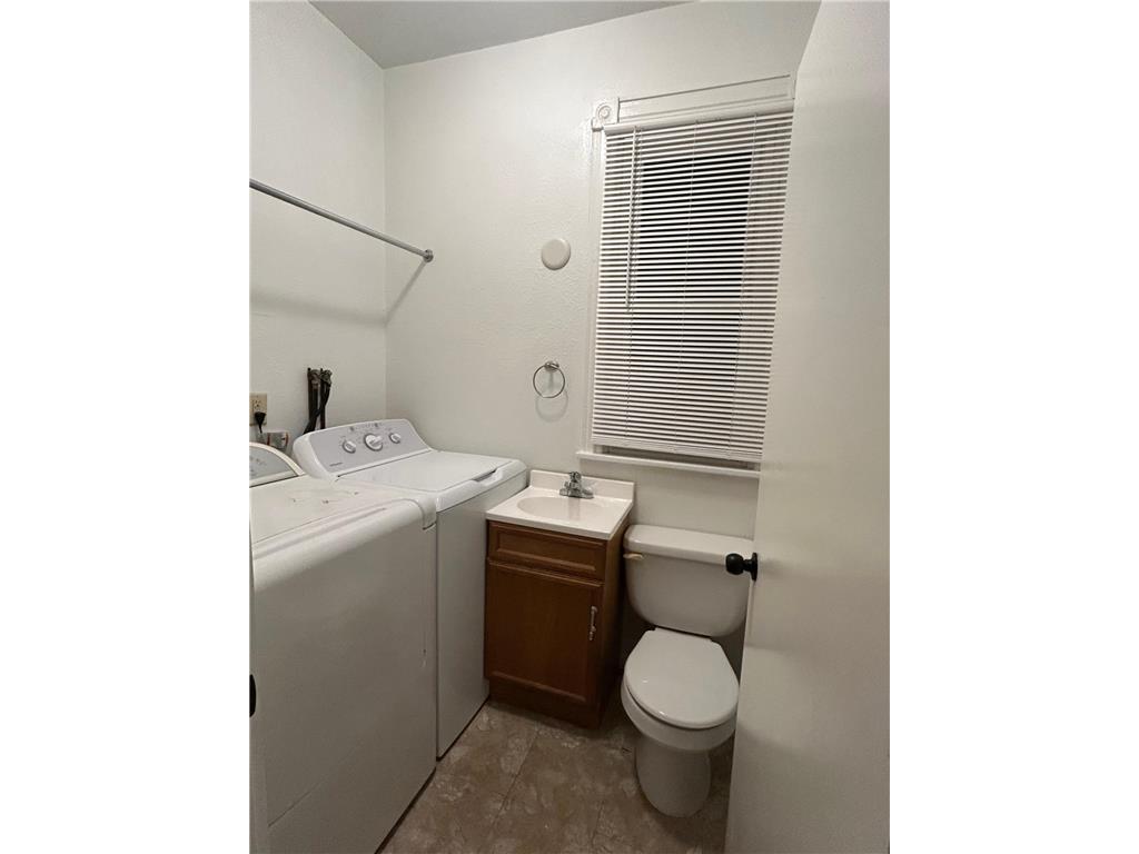 231 S Prairie Avenue Fairmont MN 56031 6822732 image21