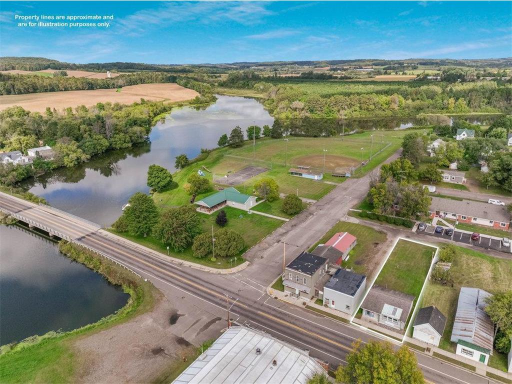 231 W Dallas Street Dallas WI 54733 6792464 image2