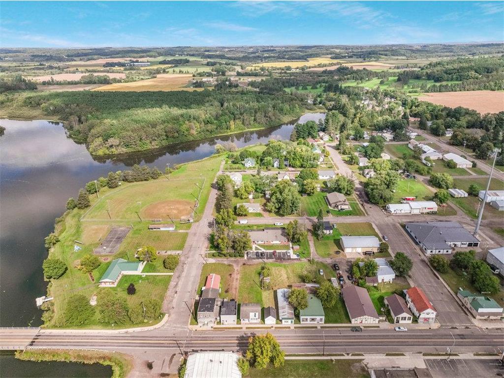 231 W Dallas Street Dallas WI 54733 6792464 image34