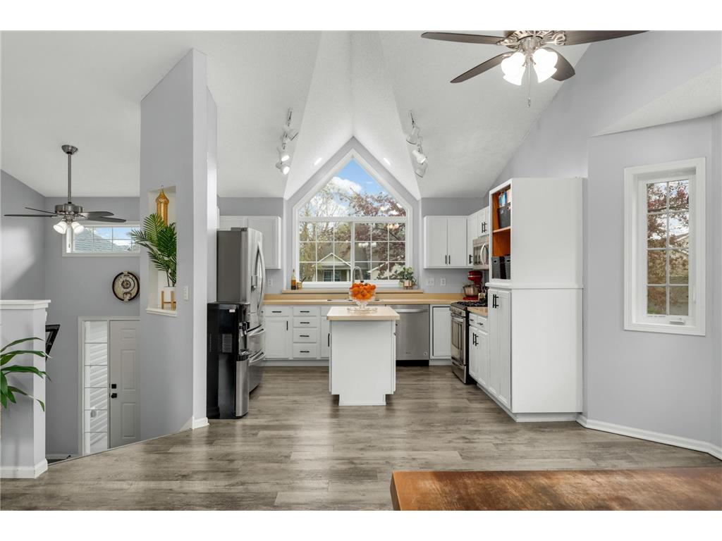 2310 Birch Street W Rosemount MN 55068 7061001 image11