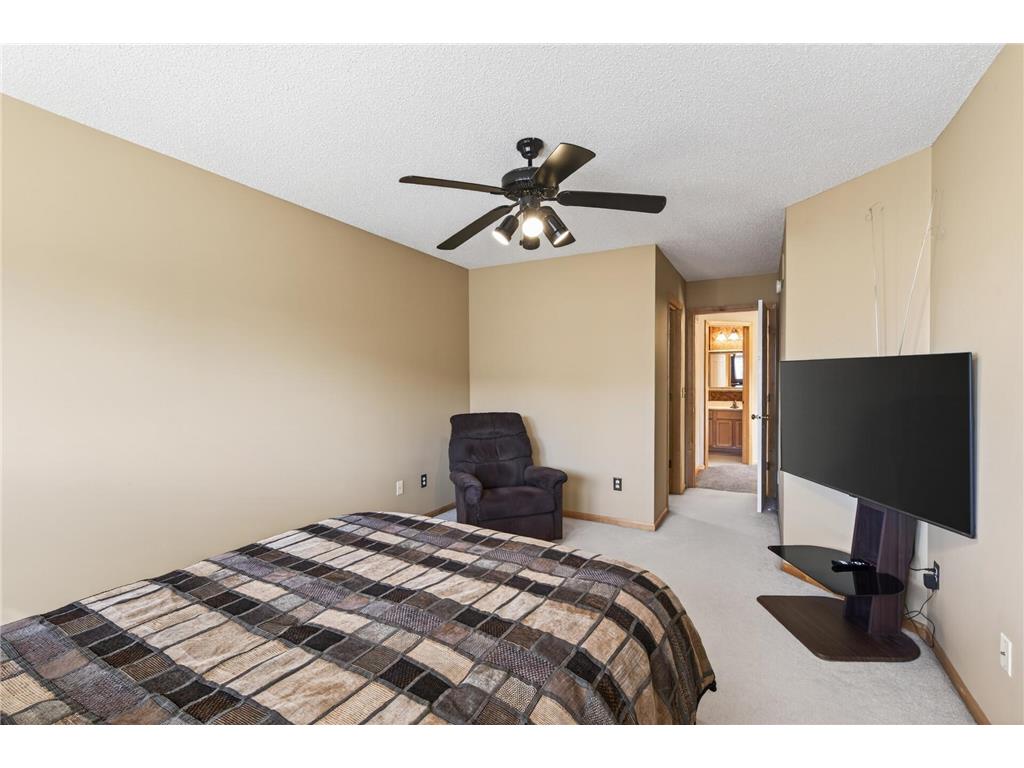 2310 Eagle Trace Lane Woodbury MN 55129 7049654 image23