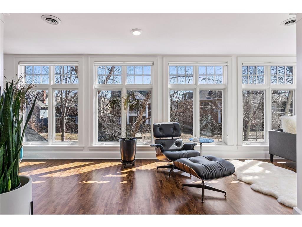2310 Humboldt Avenue S Minneapolis MN 55405 7045209 image10