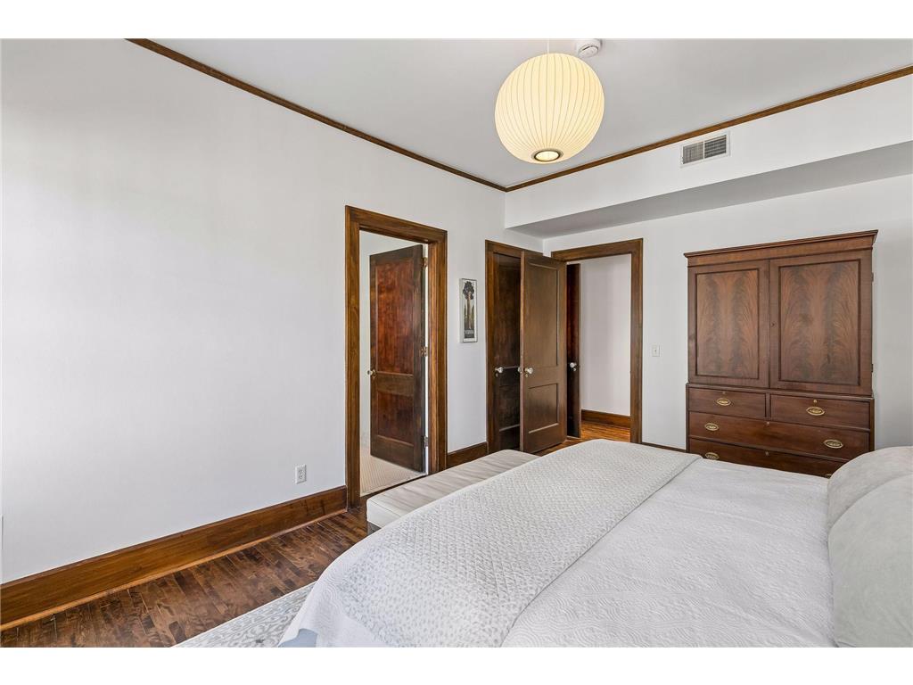 2310 Humboldt Avenue S Minneapolis MN 55405 7045209 image24
