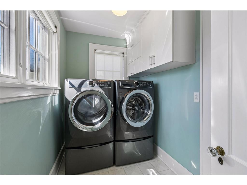 2310 Humboldt Avenue S Minneapolis MN 55405 7045209 image31