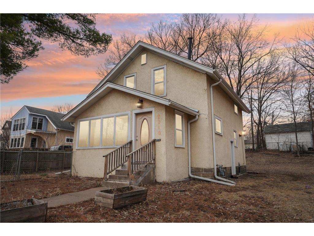 2310 Mcnair Avenue N Minneapolis MN 55411 6686191 image1