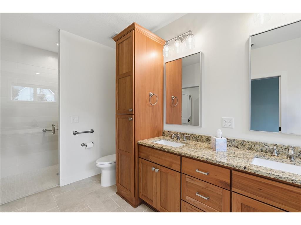 2310 Simply Living Lane Hudson WI 54016 6801215 image20