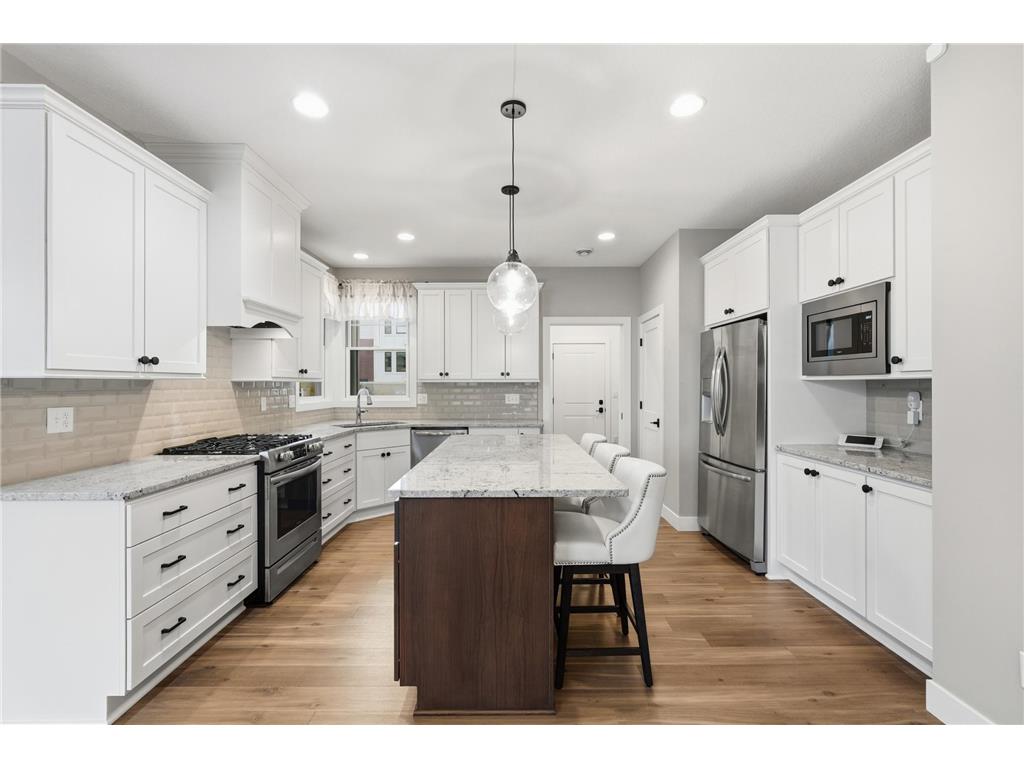 2310 Simply Living Lane Hudson WI 54016 6801215 image9