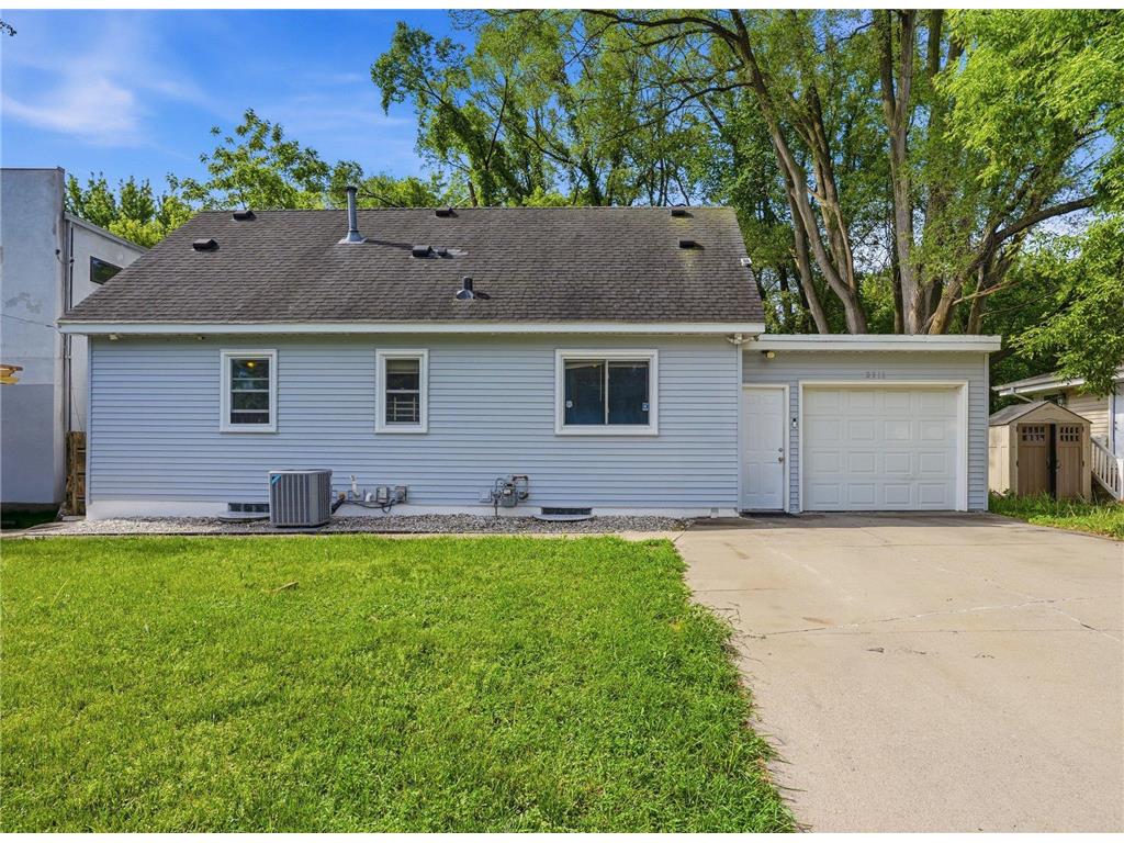 2311 53rd Avenue N Minneapolis MN 55430 7081769 image28