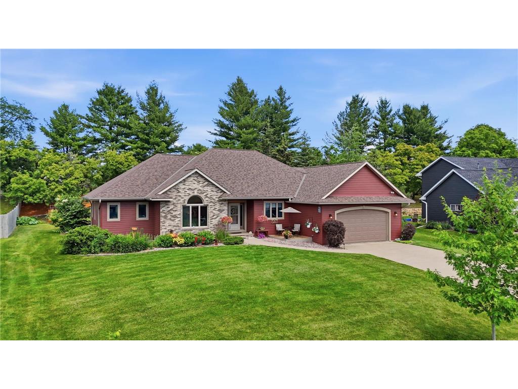 2311 Golf View Drive River Falls WI 54022 7091227 image1