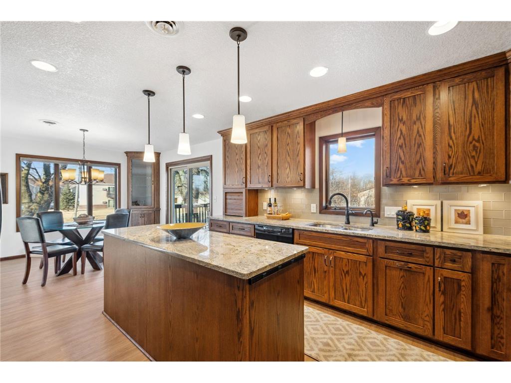 2311 Park Avenue NW Faribault MN 55021 6649786 image1