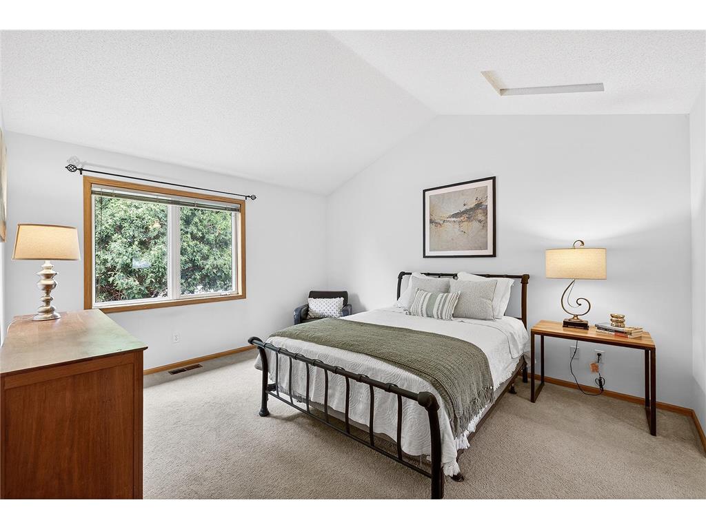 2312 19th Avenue NE Minneapolis MN 55418 7083948 image17