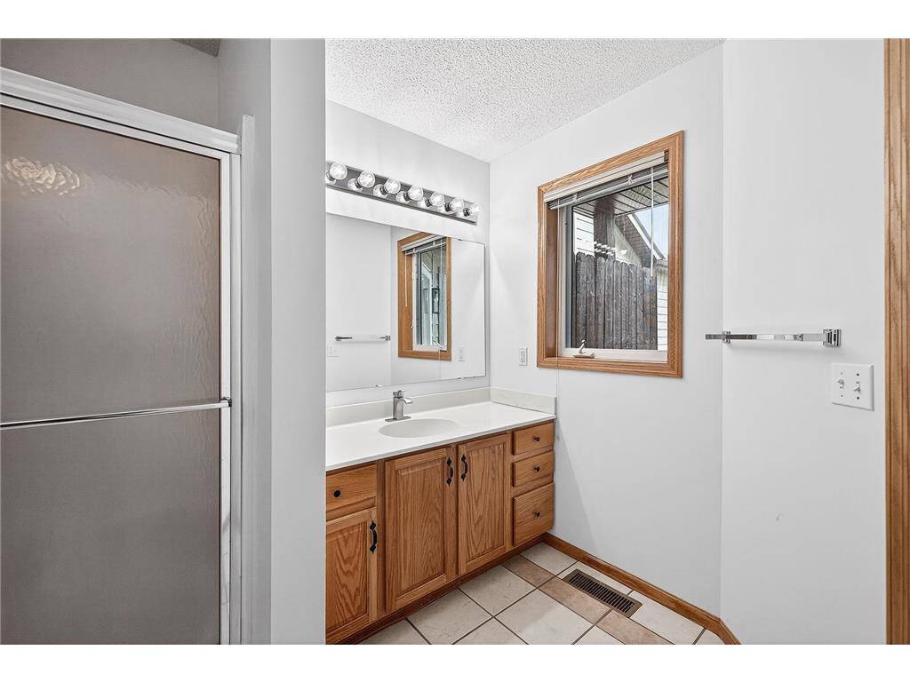 2312 19th Avenue NE Minneapolis MN 55418 7083948 image20