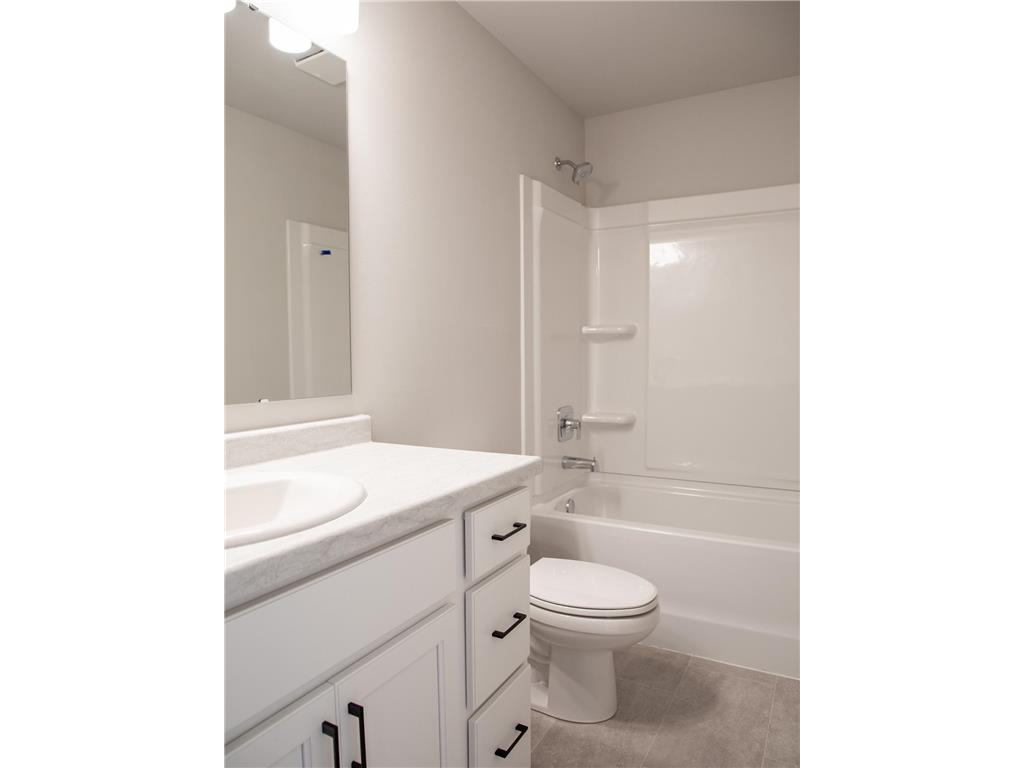 2312 38 Avenue S Moorhead MN 56560 7041274 image21