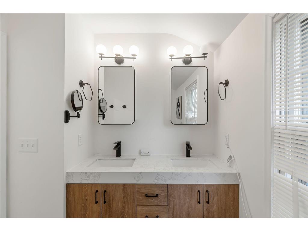 2312 Mount View Avenue Minneapolis MN 55405 7075069 image21