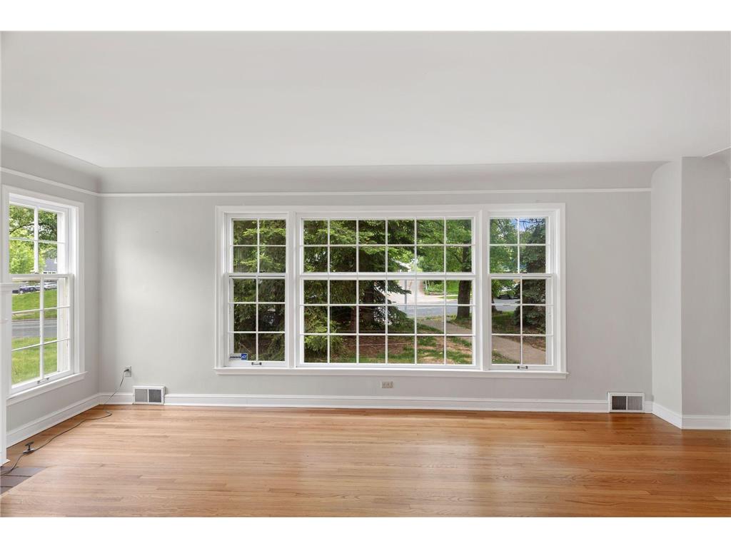 2312 Mount View Avenue Minneapolis MN 55405 7075069 image6