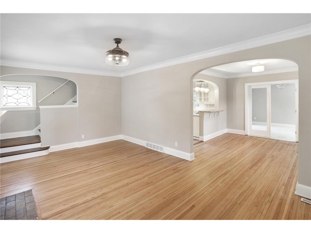 2312 W 54th Street Minneapolis MN 55410 7071075 image10