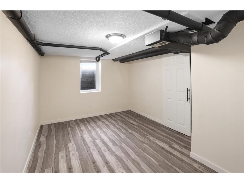 2312 W 54th Street Minneapolis MN 55410 7071075 image14