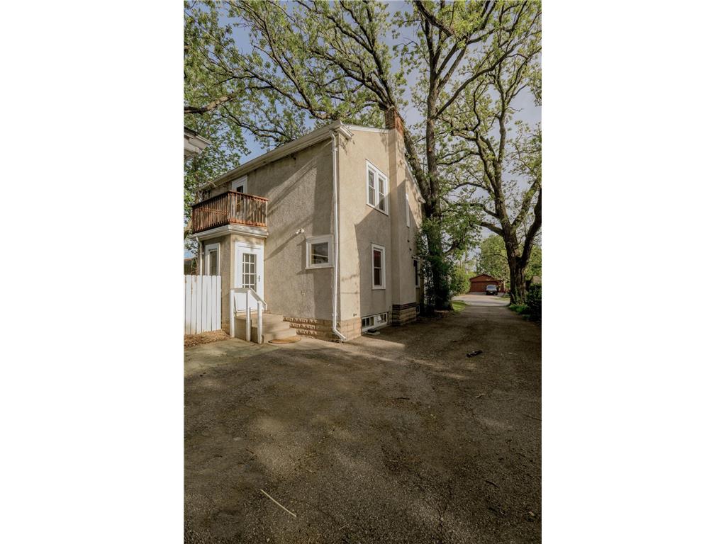 2312 W 54th Street Minneapolis MN 55410 7071075 image17
