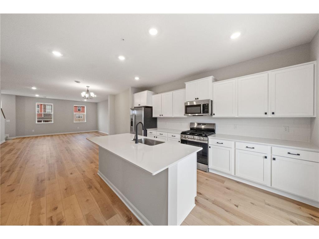 23122 Willow Drive Rogers MN 55374 7007843 image3