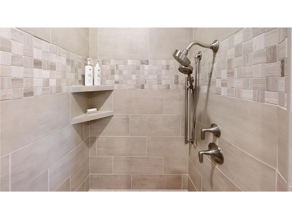 2313 9th Street W Albert Lea MN 56007 - Pickeral Lake 6706574 image46