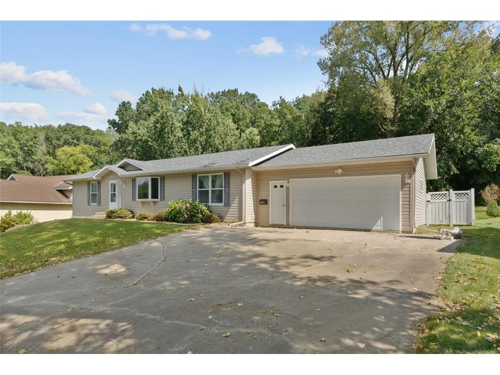 2313 Brooks Avenue Red Wing MN 55066 6596065 image1