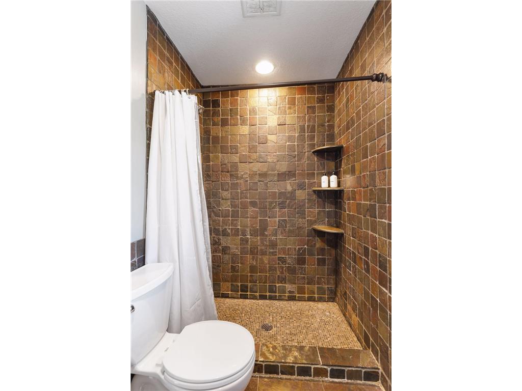 2313 Cole Avenue SE Minneapolis MN 55414 6824186 image15