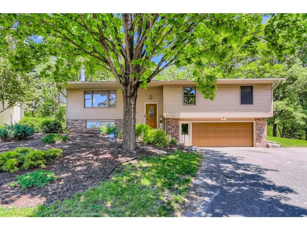 2313 Phylis Court E, Maplewood, MN, 55119 MLS 6196619 Edina Realty