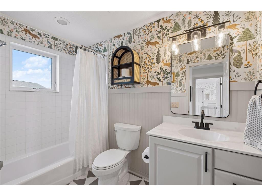 2313 River Pointe Circle Minneapolis MN 55411 - Mississippi 7099249 image33