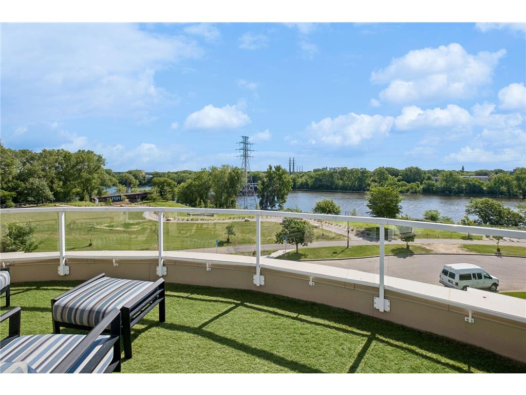 2313 River Pointe Circle Minneapolis MN 55411 - Mississippi 7099249 image39