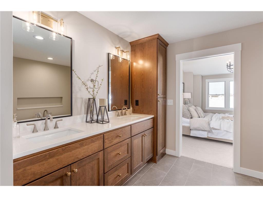 2313 Simply Living Lane #B Hudson WI 54016 6702995 image14