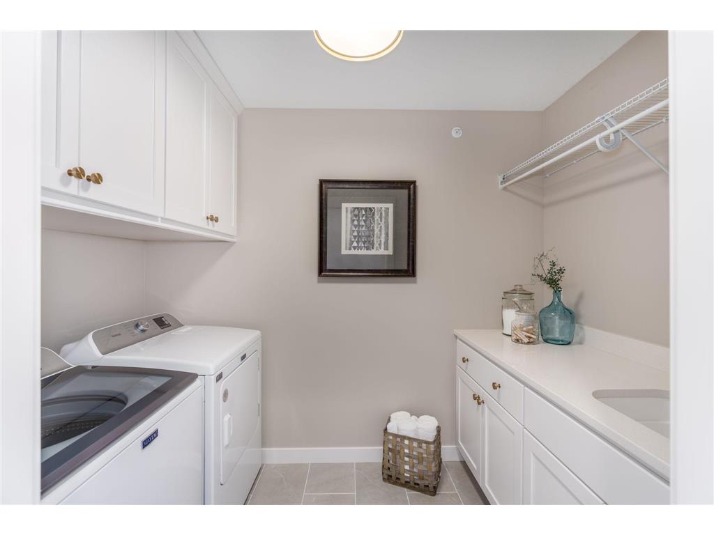 2313 Simply Living Lane #B Hudson WI 54016 6702995 image17