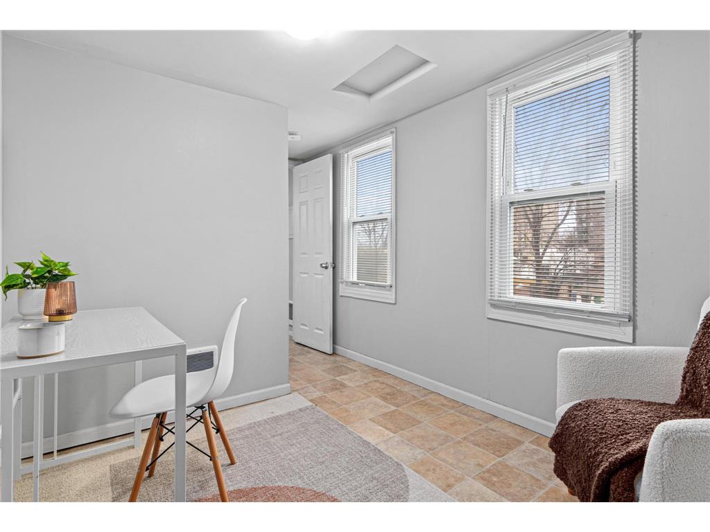 2314 2nd Street NE Minneapolis MN 55418 7045224 image11