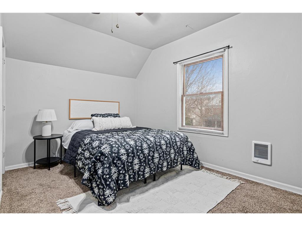 2314 2nd Street NE Minneapolis MN 55418 7045224 image13