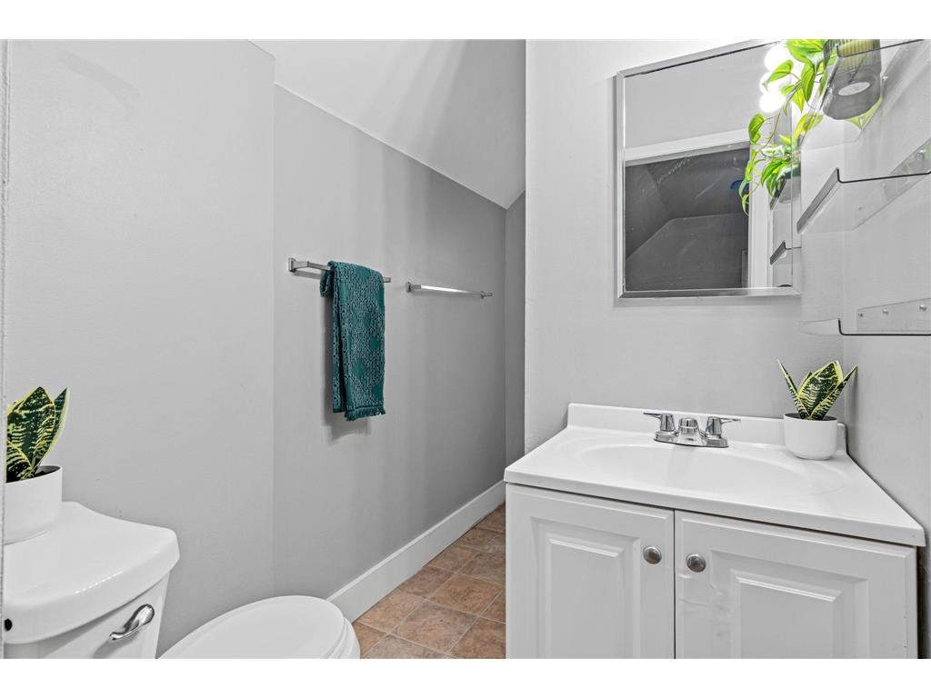 2314 2nd Street NE Minneapolis MN 55418 7045224 image9