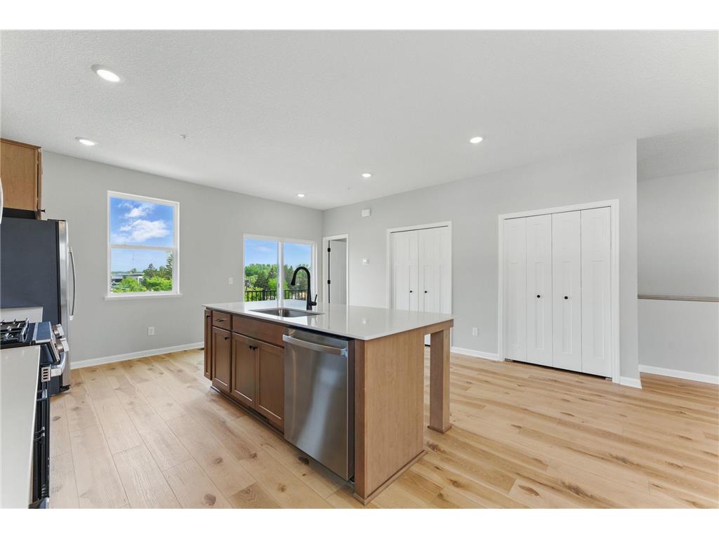 23140 Willow Drive Rogers MN 55374 6809252 image10